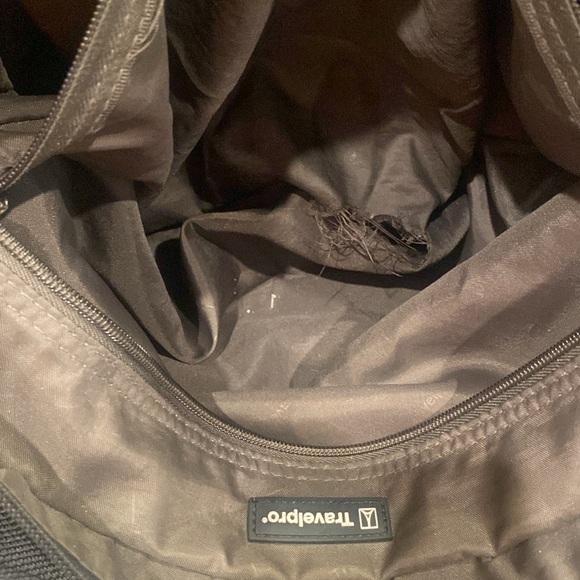 Travel Bag - Picture 5 of 8